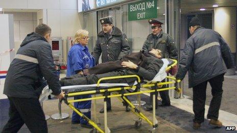 Medical evacuation at Domodedovo, 24 Jan 11
