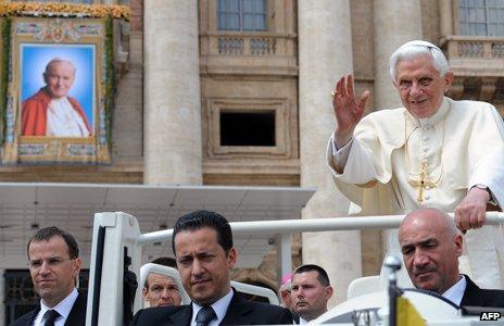 Gabriele - bottom centre - in the Popemobile with Benedict XVI