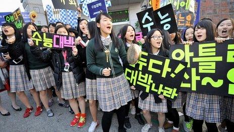 South Korean pupils cheer classmates taking tests