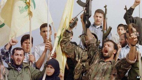 Hezbollah fighters celebrate the Israeli withdrawal of South Lebanon (24 May 2000)
