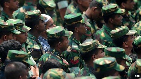Bangladesh army personnel (May 2013)