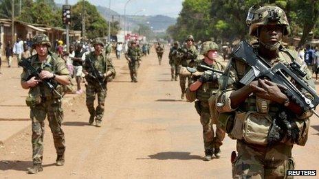 France begins to disarm Central African Republic militias - BBC News