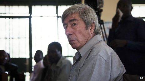 Briton Bernard Randall in court in Entebbe, Uganda (18 Nov. 2013)