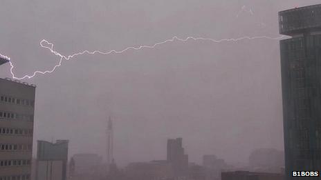 West Bromwich church and houses hit by lightning in storm - BBC News