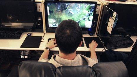 How playing video games could get you a better job - BBC News