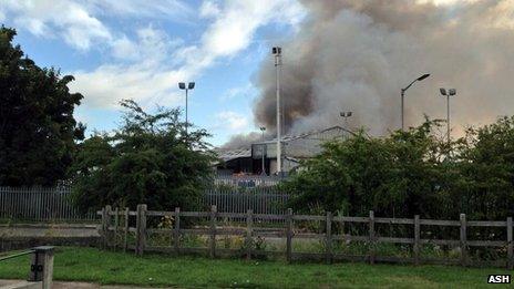 Worksop recycling fire: Third blaze in six months - BBC News