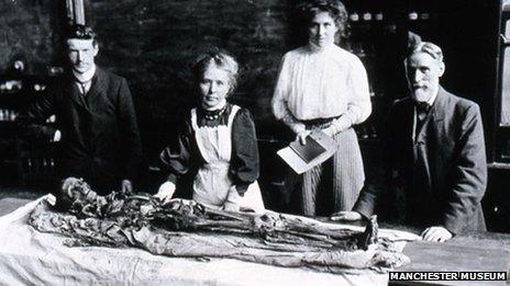 Egyptologist Margaret Murray, front centre, supervised the unwrapping in front of an audience of 500 people in Manchester in 1908