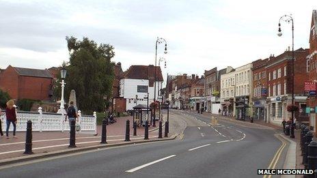 Sainsbury's pulls out of Tonbridge regeneration scheme - BBC News