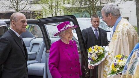 Duke of Edinburgh and the Queen arriving at Blackburn Cathedral