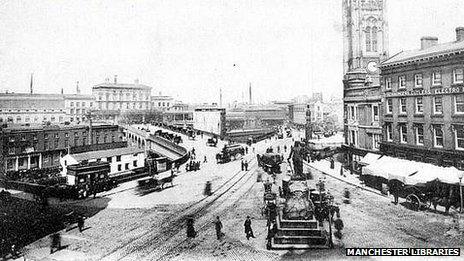 LS Lowry's Station Approach, Manchester In Rare Public Showing - BBC News