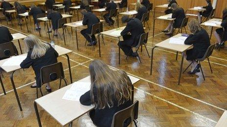 Morgan denies compulsory ability group plan for schools - BBC News