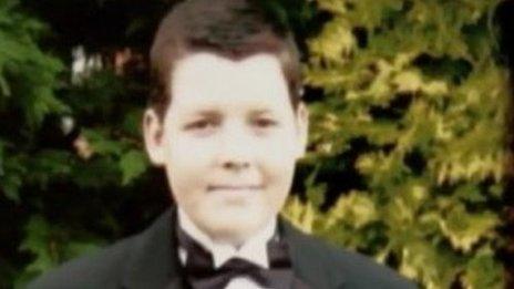 Appeal in memory of cancer teenager Sam Allen - BBC News