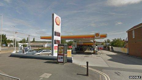 Shell garage at Norcot Roundabout in Reading