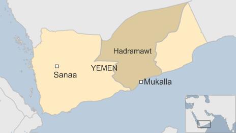 Yemen crisis: Al-Qaeda seizes southern airport - BBC News