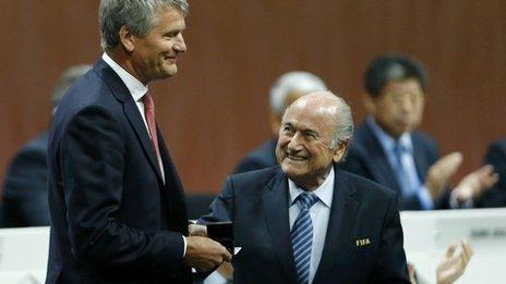 David Gill (left) and Sepp Blatter