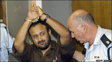 Marwan Barghouti brought into court in Tel Aviv by Israeli police