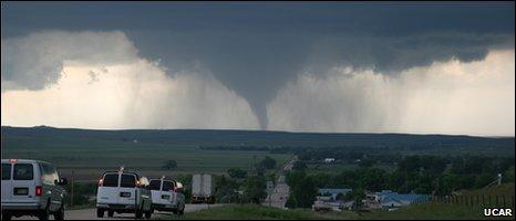 Tornado in Wyoming, June 2009 (Image: UCAR)