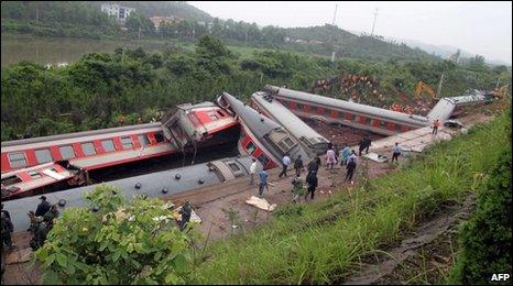 The mangled wreckage of the train in Jiangxi province, 23 May
