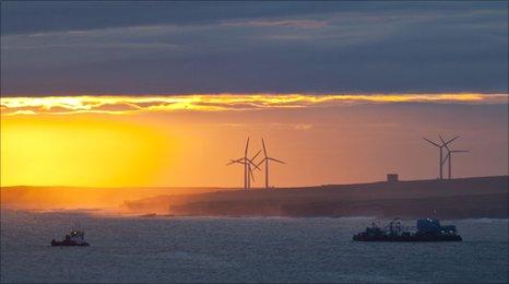 Platform towed into place off the Caithness coast. Pic: DSRL