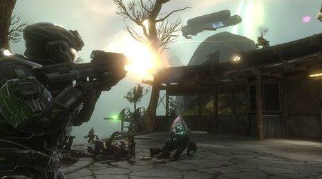 Character firing weapon in Halo: Reach
