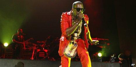 Kanye West vents anger over leak of new song on Twitter - BBC News