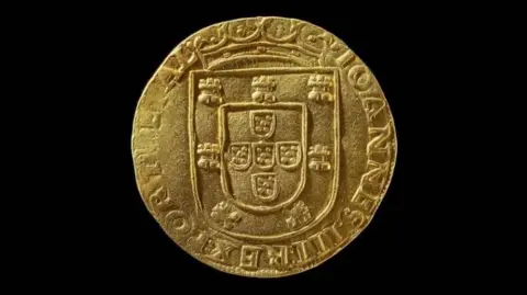 Amgueddfa Cymru An image of a gold coin 