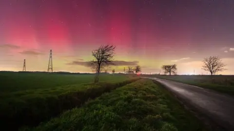 Aurora Borealis seen from just outside Sibthorpe, Nottinghamshire