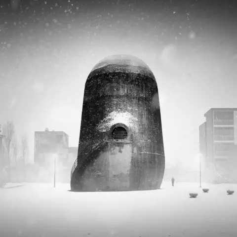 Andreas Pohl Mysterious tower