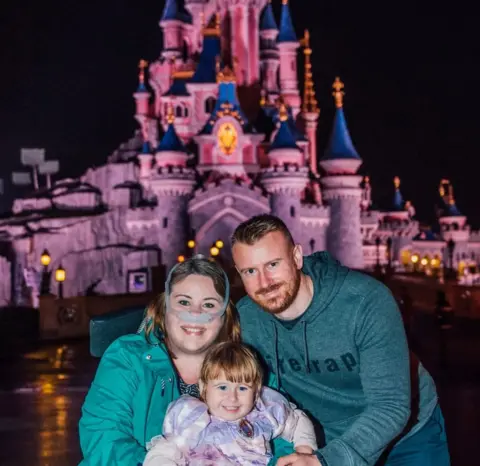 Emma Moss The family at Disneyland Paris