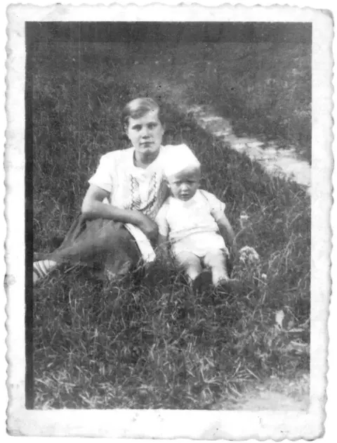 Krystyna Farley With her cousin in 1938, her final peaceful summer before the invasion of Poland by Hitler and Stalin