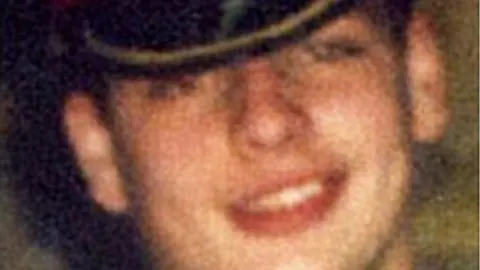 PA Wire Simon Tipper