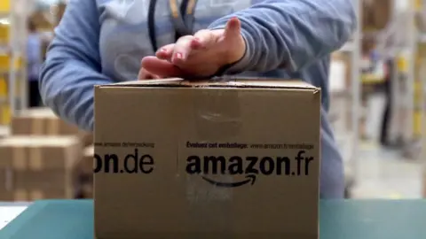 PA Amazon parcel