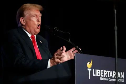 Donald Trump addresses Libertarian delegates