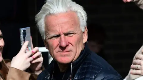 Kevin Wilson Picture of South Shields chairman Geoff Thompson