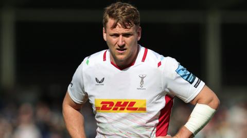 Alex Dombrandt playing for Harlequins