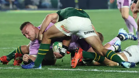 Matt Fagerson scored Scotland's first try in Pretoria