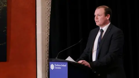 Pacemaker Gordon Lyons