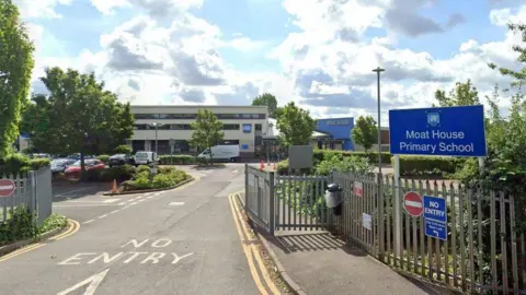 Google Maps Moat House school, Coventry