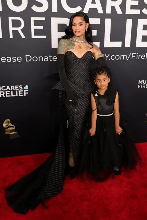 Getty Images Kehlani dan putrinya Adeya Nomi Parrish Young-White di karpet merah