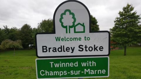 Welcome to Bradley Stoke sign with grass in the background