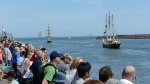 NNP Parade of Sail