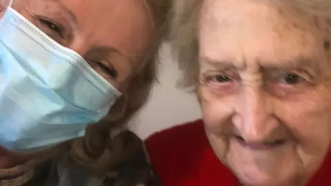 Lydia Marshall and her 91-year-old mother Dorothy McGuire