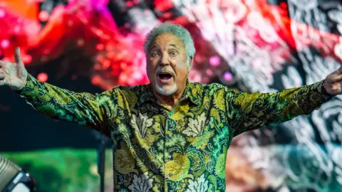 Adam Sorenson Tom Jones