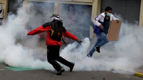 Reuters Rioters in Quito, 21 June 2022