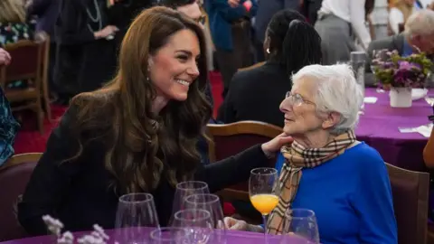 PA Media The Princess of Wales meets Yvonne Bernstein during a ceremony at London's Guildhall