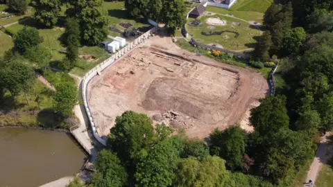 Warwick District Council The remains