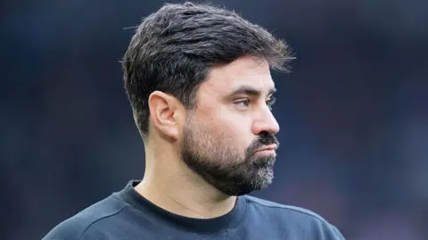 Vitor Matos on the touchline 