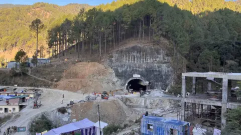 Uttarakhand tunnel collapse