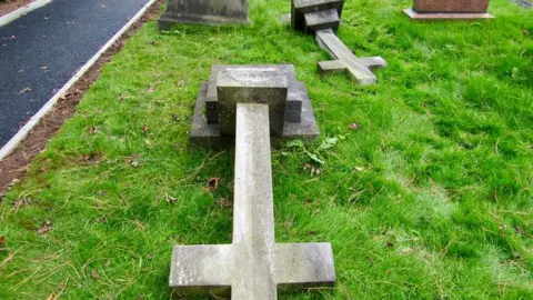 Mike Amesbury Kingsley Cemetery