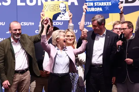 The EPP's Manfred Weber and European Commission President Ursula von der Leyen celebrate the result of the centre right
